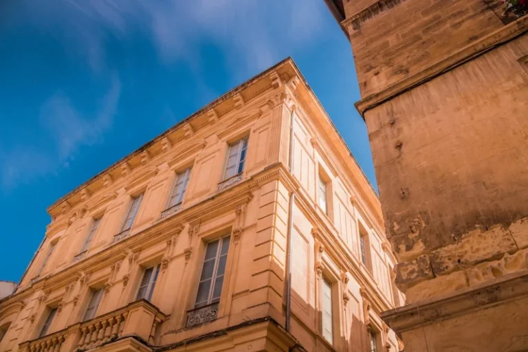 Avignon : comment acquérir ce duplex municipal à 200 000 euros