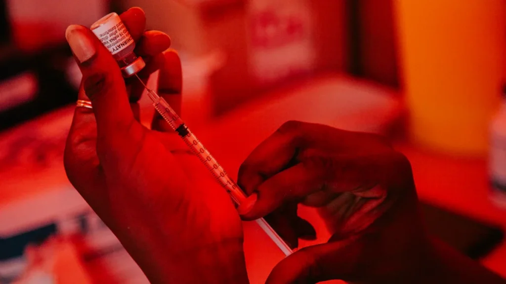 Dépistages gratuits et vaccins HPV : le programme à Saint-Étienne