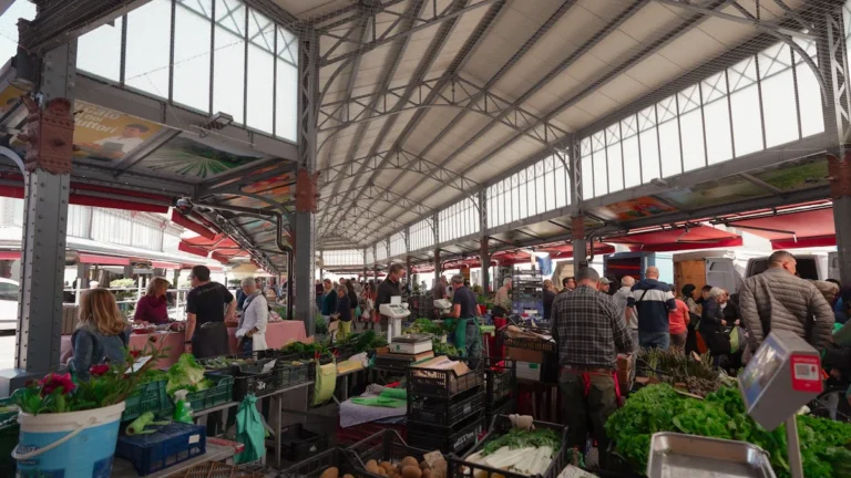 Gastronomie, culture et emploi : le programme printanier à Courbevoie