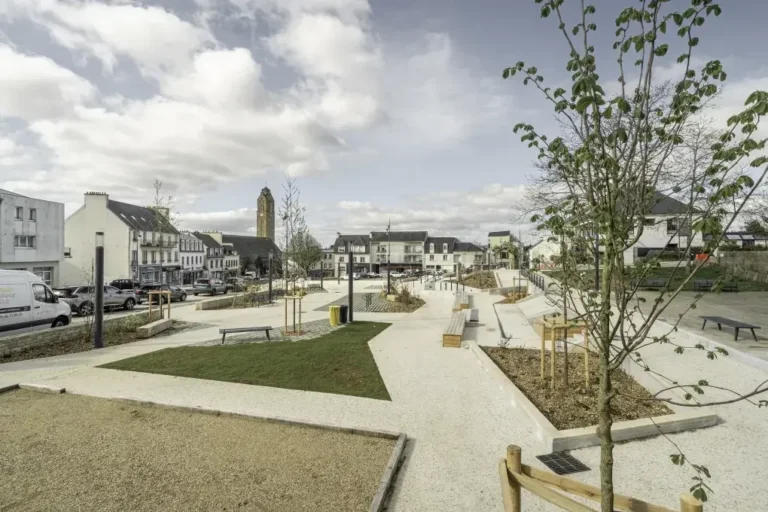 Guipavas : une nouvelle esplanade centrale pour les habitants