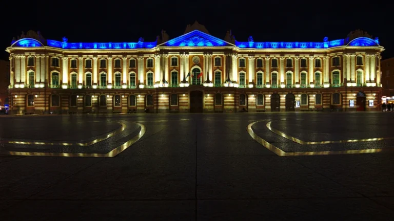 Toulouse : le guide pratique des services ouverts le 8 mai