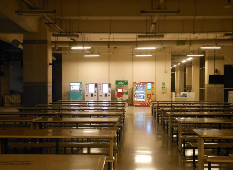 À Marseille, les parents doivent vérifier leur dossier cantine
