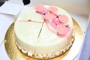 Courbevoie célèbre Maison Kimpe, lauréate du concours pâtissier