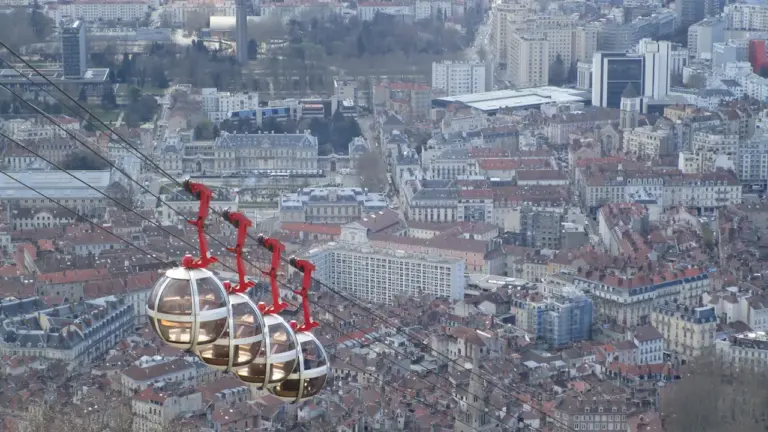 Bastille Apéro à Grenoble : quels vendredis choisir ?