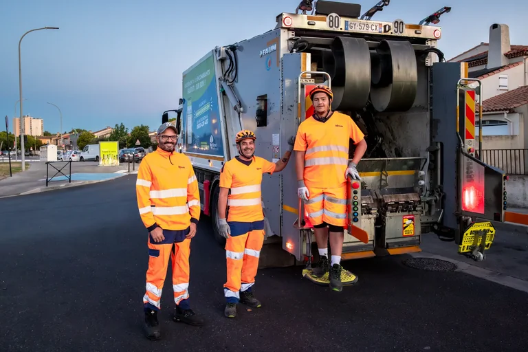 Nîmes : à 5h du matin, dans les coulisses d'une tournée de collecte