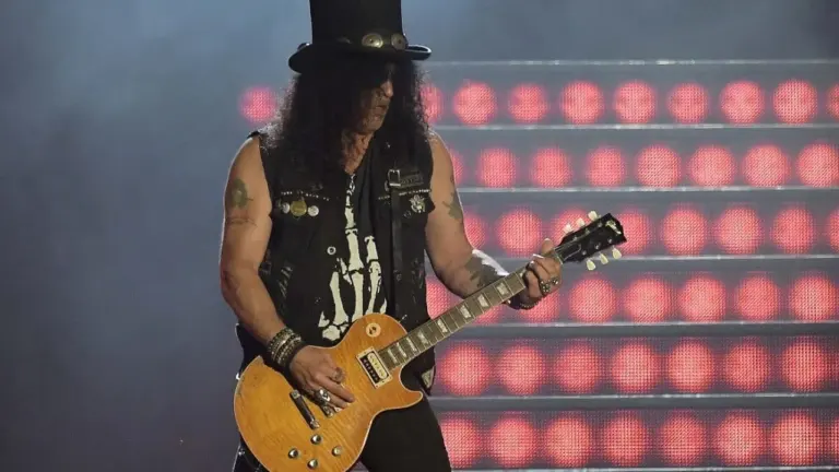 Slash aux Arènes de Nîmes : concert confirmé le 15 juin 2027
